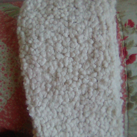 2 SCARVES - Picture 4 of 7